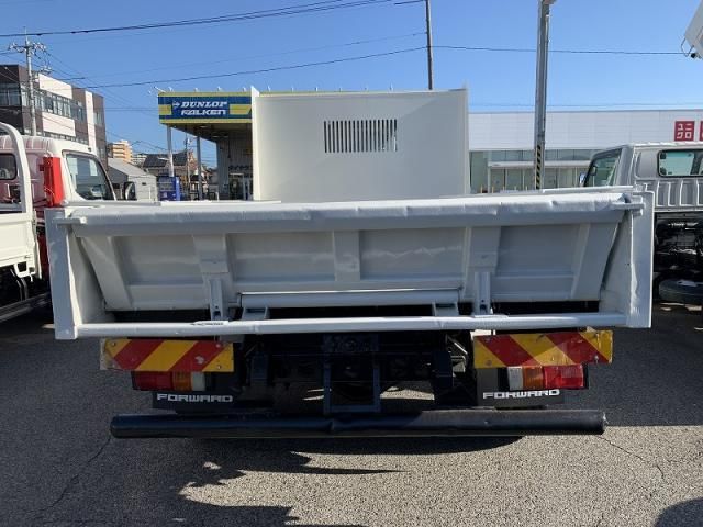 ISUZU FORWARD 2015 Image 31