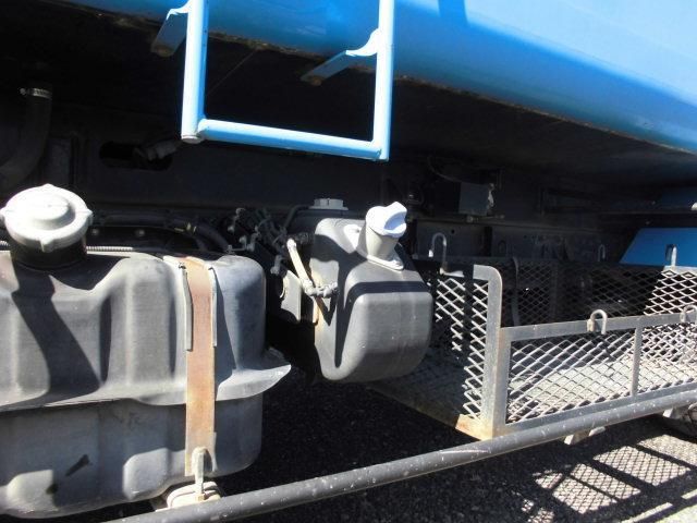 MITSUBISHI FUSOU FIGHTER 2014 Image 31