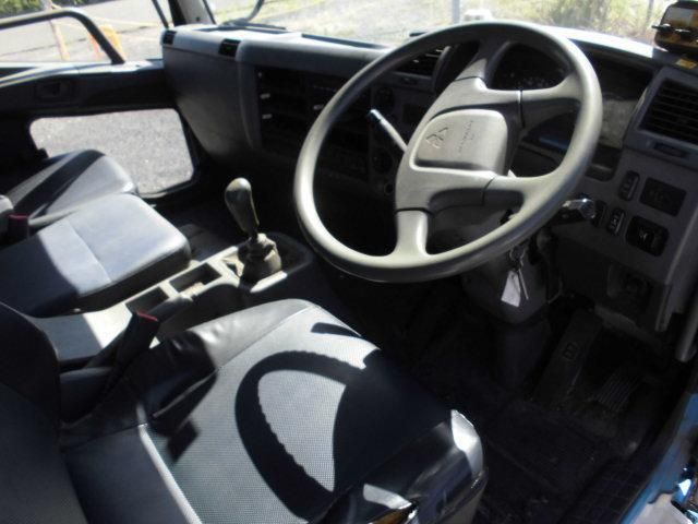 MITSUBISHI FUSOU FIGHTER 2014 Image 31