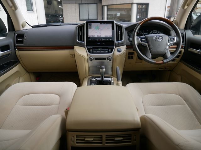 TOYOTA LANDCRUISER WAGON 2016 Image 31