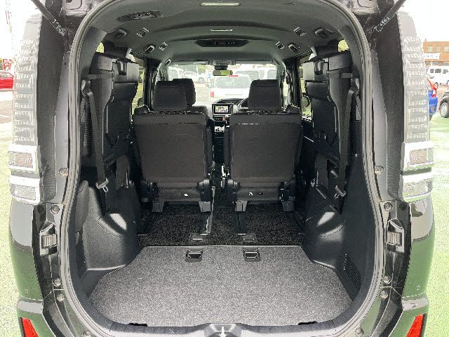 TOYOTA VOXY 2020 Image 31