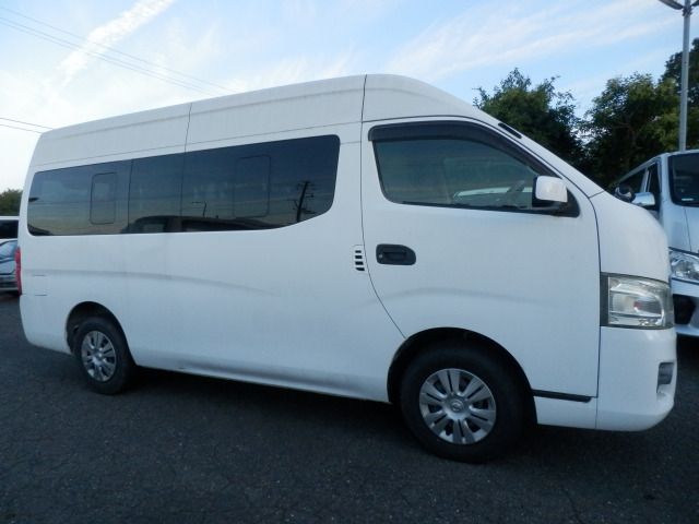 NISSAN NV350 CARAVAN 4WD 2014 Image 31