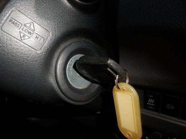 NISSAN NV350 CARAVAN 4WD 2014 Image 31