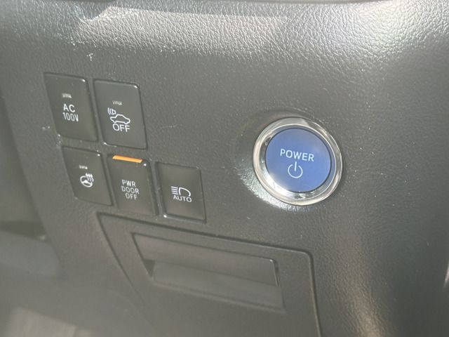 TOYOTA ALPHARD HYBRID 4WD 2018 Image 31