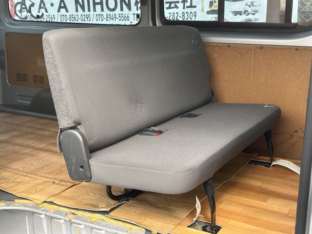 TOYOTA HIACE VAN 4WD 2006 Image 31