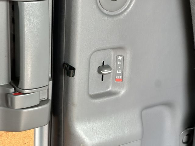 TOYOTA HIACE VAN 4WD 2006 Image 31