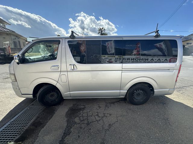 TOYOTA HIACE VAN 2WD 2005 Image 31