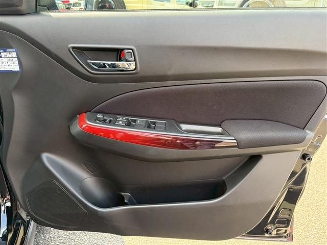 SUZUKI SWIFT 2024 Image 31