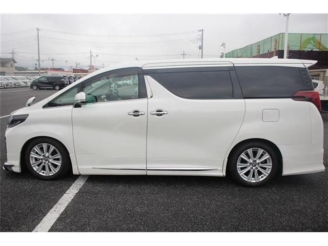 TOYOTA ALPHARD 2018 Image 31
