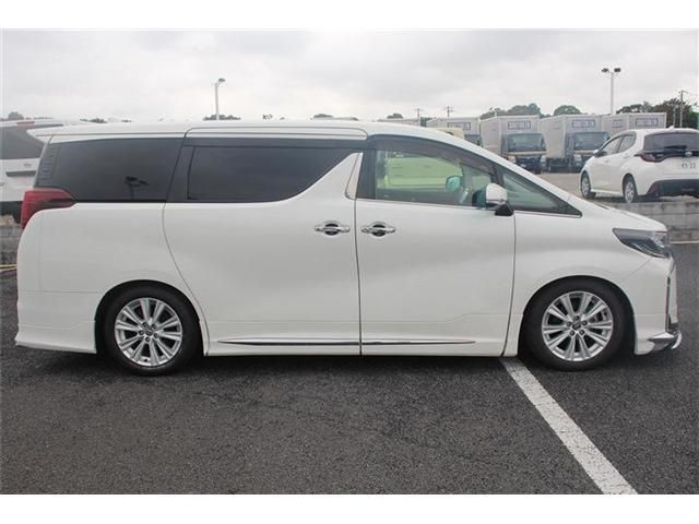 TOYOTA ALPHARD 2018 Image 31