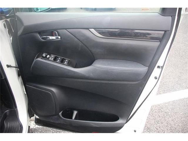 TOYOTA ALPHARD 2018 Image 31