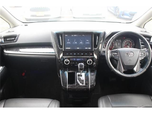 TOYOTA ALPHARD 2018 Image 31