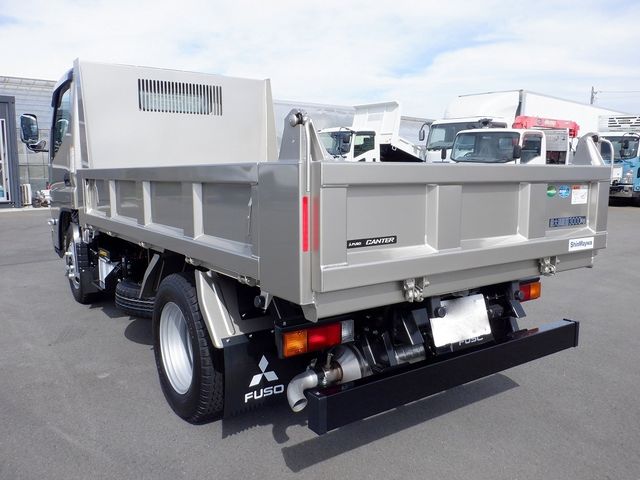 MITSUBISHI CANTER 2025 Image 31