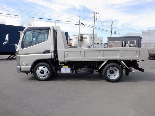 MITSUBISHI CANTER 2025 Image 31