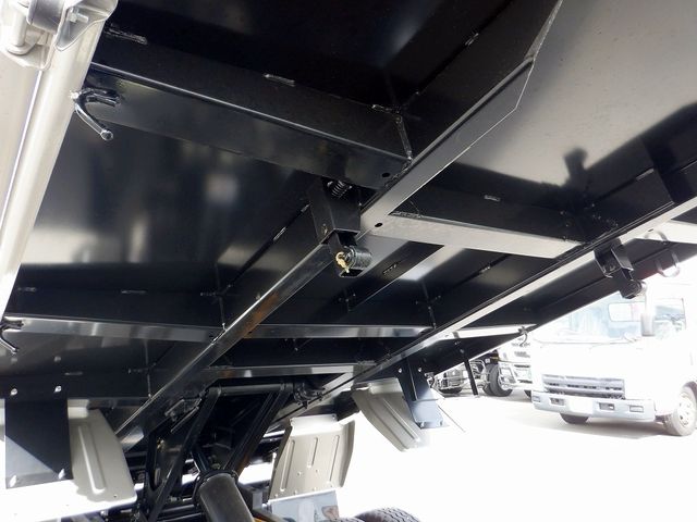 MITSUBISHI CANTER 2025 Image 31