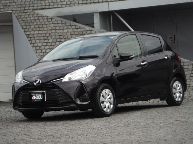 TOYOTA VITZ 2018 Image 31
