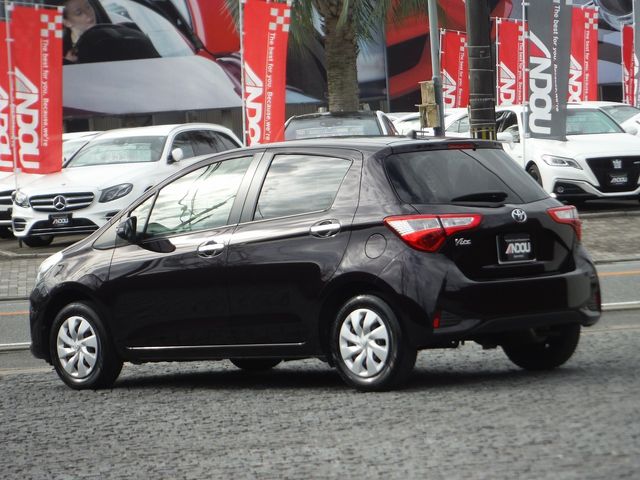 TOYOTA VITZ 2018 Image 31