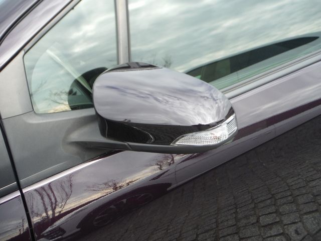 TOYOTA VITZ 2018 Image 31