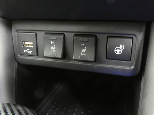 TOYOTA COROLLA CROSS HYBRID 2021 Image 31