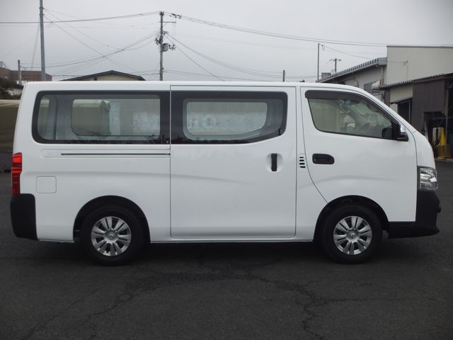NISSAN NV350 CARAVAN 4WD 2021 Image 31
