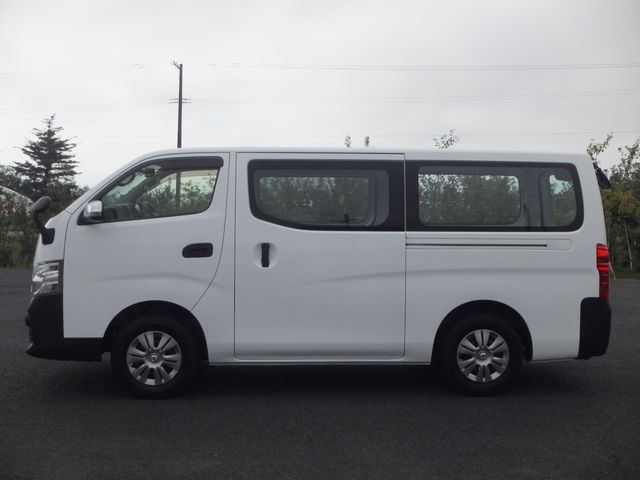 NISSAN NV350 CARAVAN 4WD 2021 Image 31