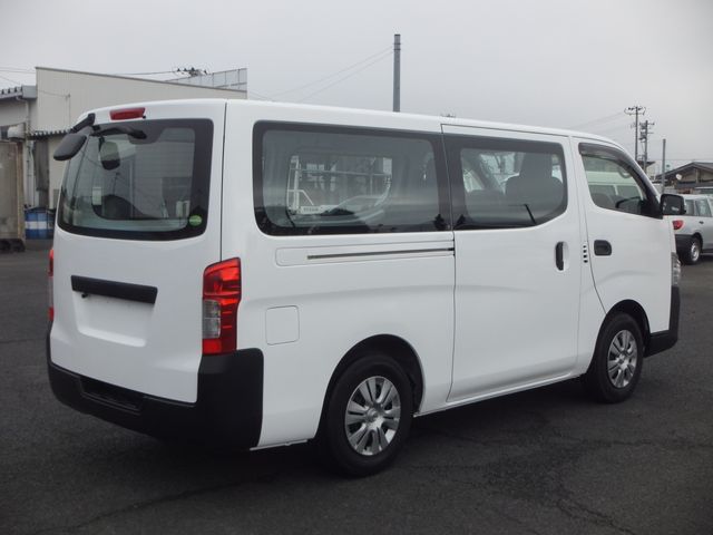 NISSAN NV350 CARAVAN 4WD 2021 Image 31