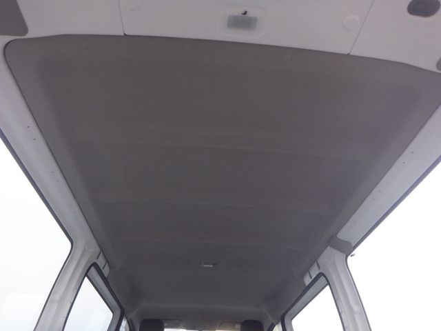 NISSAN NV350 CARAVAN 4WD 2021 Image 31