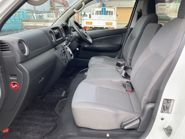 NISSAN CARAVANVAN 1.25T 2WD 2022 Image 31