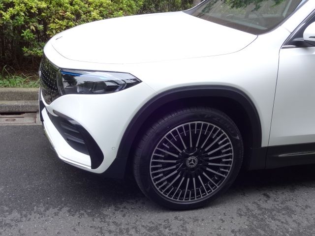 MERCEDES BENZ EQB 2024 Image 31