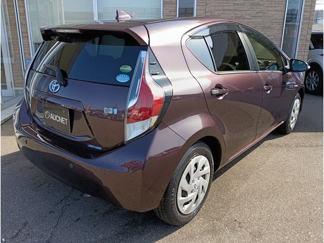 TOYOTA AQUA 2016 Image 31