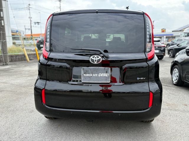 TOYOTA SIENTA HYBRID 2025 Image 31