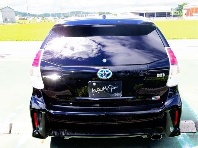 TOYOTA PRIUS ALPHA 2015 Image 31