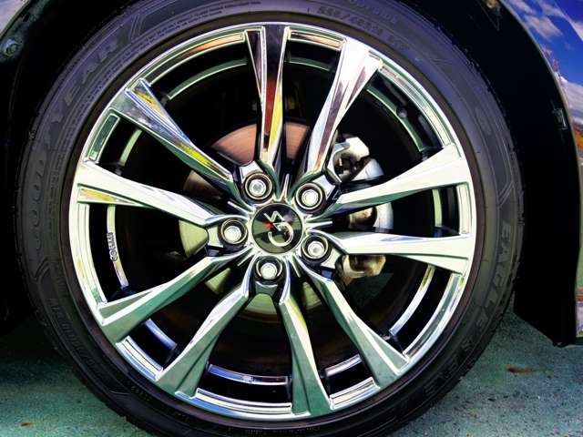 TOYOTA PRIUS ALPHA 2015 Image 31