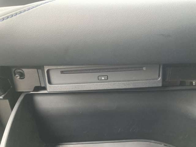 TOYOTA VOXY HYBRID 4WD 2022 Image 31