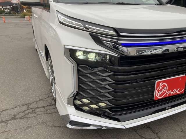 TOYOTA VOXY HYBRID 4WD 2022 Image 31