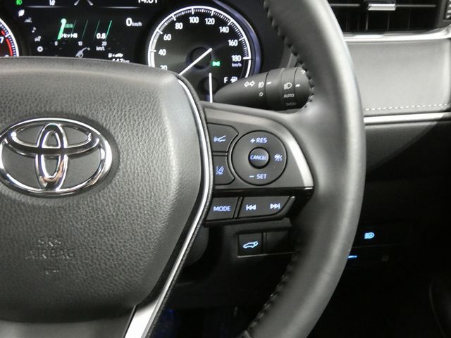 TOYOTA HARRIER 4WD 2020 Image 31