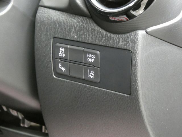 MAZDA DEMIO 4WD 2016 Image 31