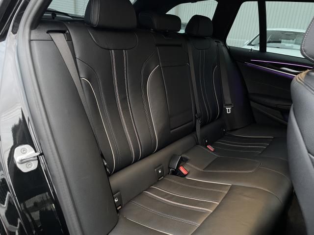 BMW 5SERIES TOURING 2021 Image 31