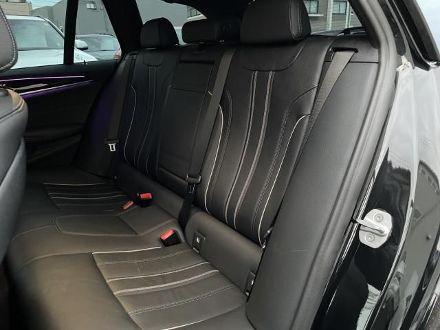 BMW 5SERIES TOURING 2021 Image 31