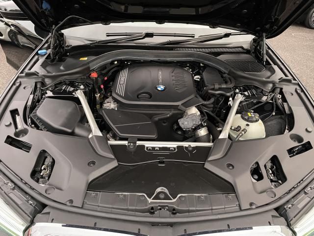 BMW 5SERIES TOURING 2021 Image 31