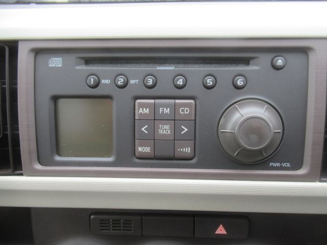 DAIHATSU BOON 2013 Image 31