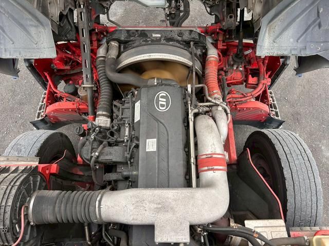 NISSAN DIESEL QUON 2014 Image 31