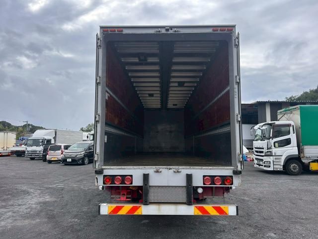 NISSAN DIESEL QUON 2014 Image 31