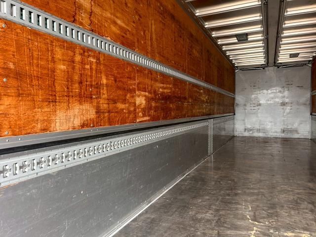 NISSAN DIESEL QUON 2014 Image 31