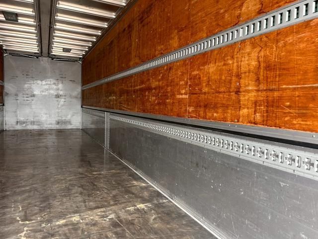 NISSAN DIESEL QUON 2014 Image 31