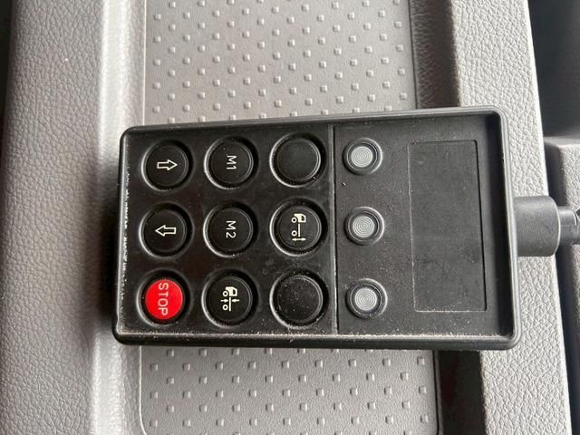 NISSAN DIESEL QUON 2014 Image 31