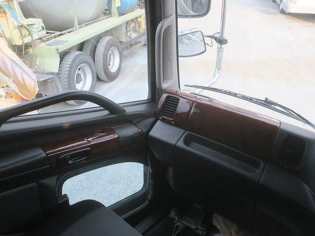 HINO PROFIA 2018 Image 31