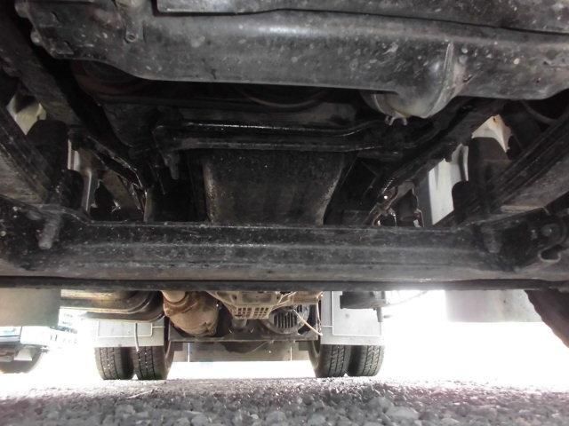 HINO DUTRO 2014 Image 31