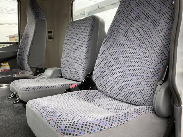 MITSUBISHI FUSOU FIGHTER 2007 Image 31