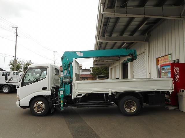 HINO DUTRO 2008 Image 31